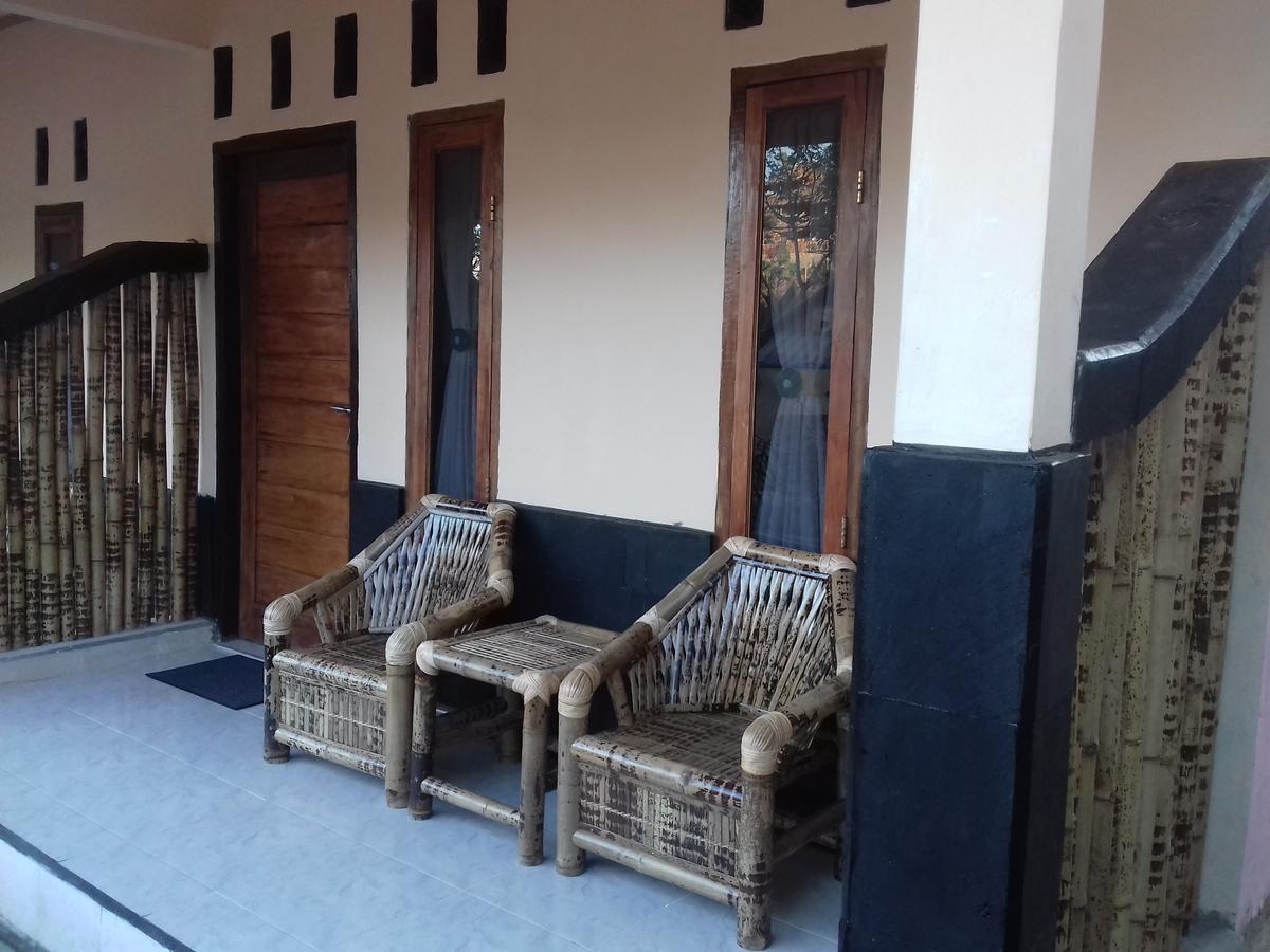 Telage Indah Homestay Kuta  Luaran gambar