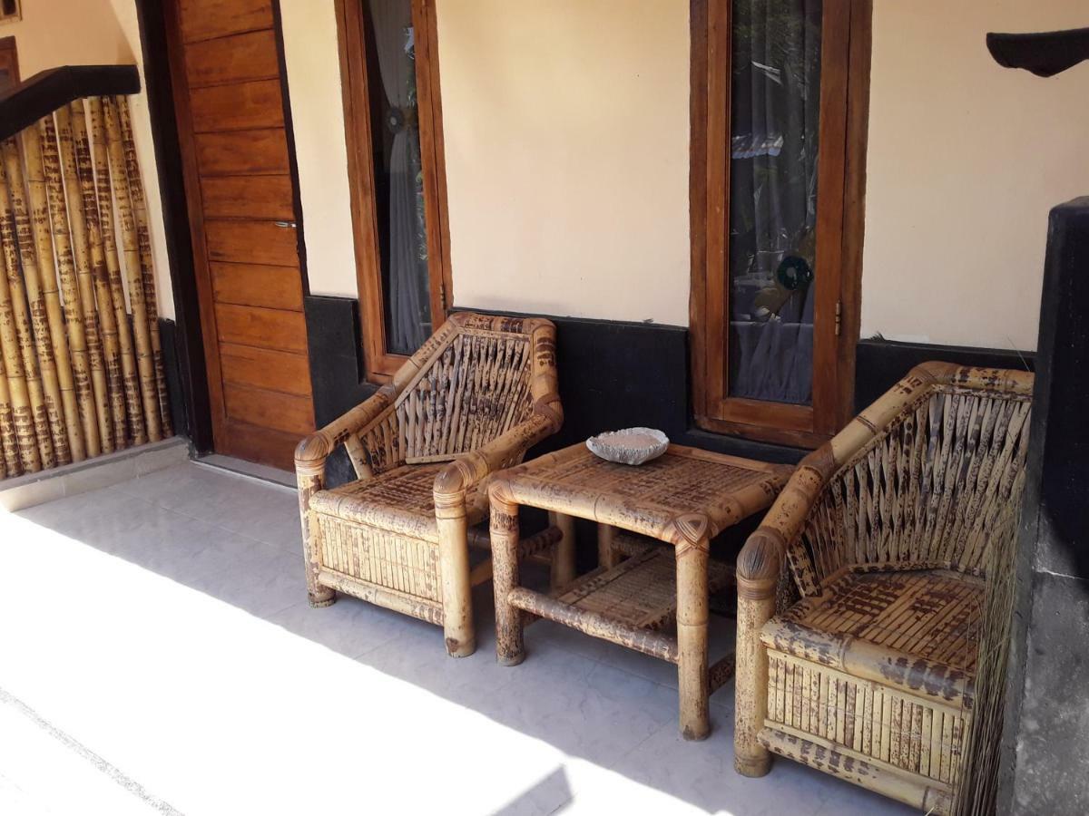 Telage Indah Homestay Kuta  Luaran gambar